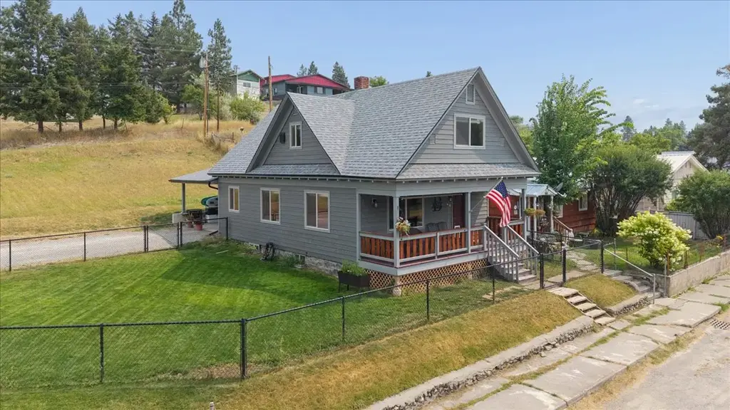 414 2nd Avenue E, Eureka