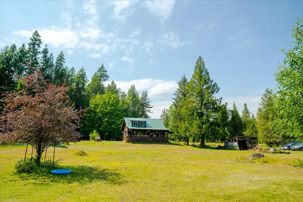 1041 Kern Road, Troy