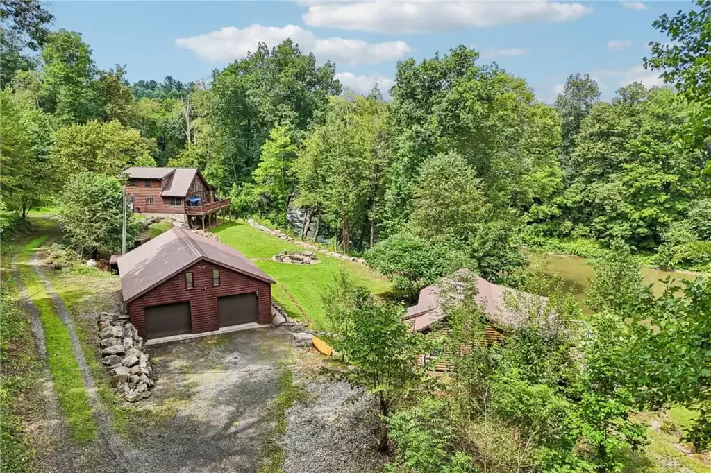 398 Rose Point Harlansburg Road , Scott