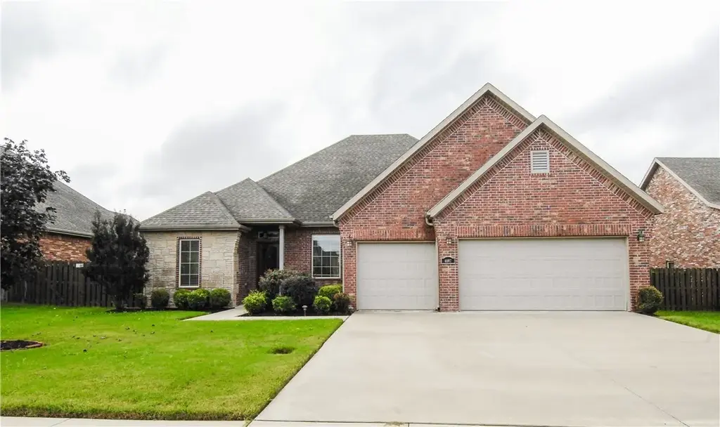 4007 Sw Rhinestone Boulevard, Bentonville