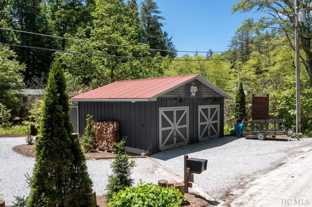 204 Lance Road, Cashiers