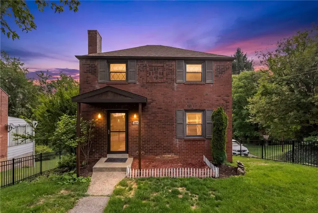 2402 Hillview Street, Overbrook