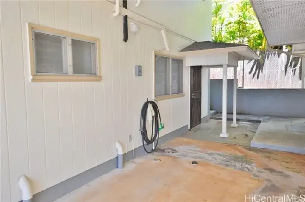 98-1429 Akaaka Street # Downstairs, Aiea