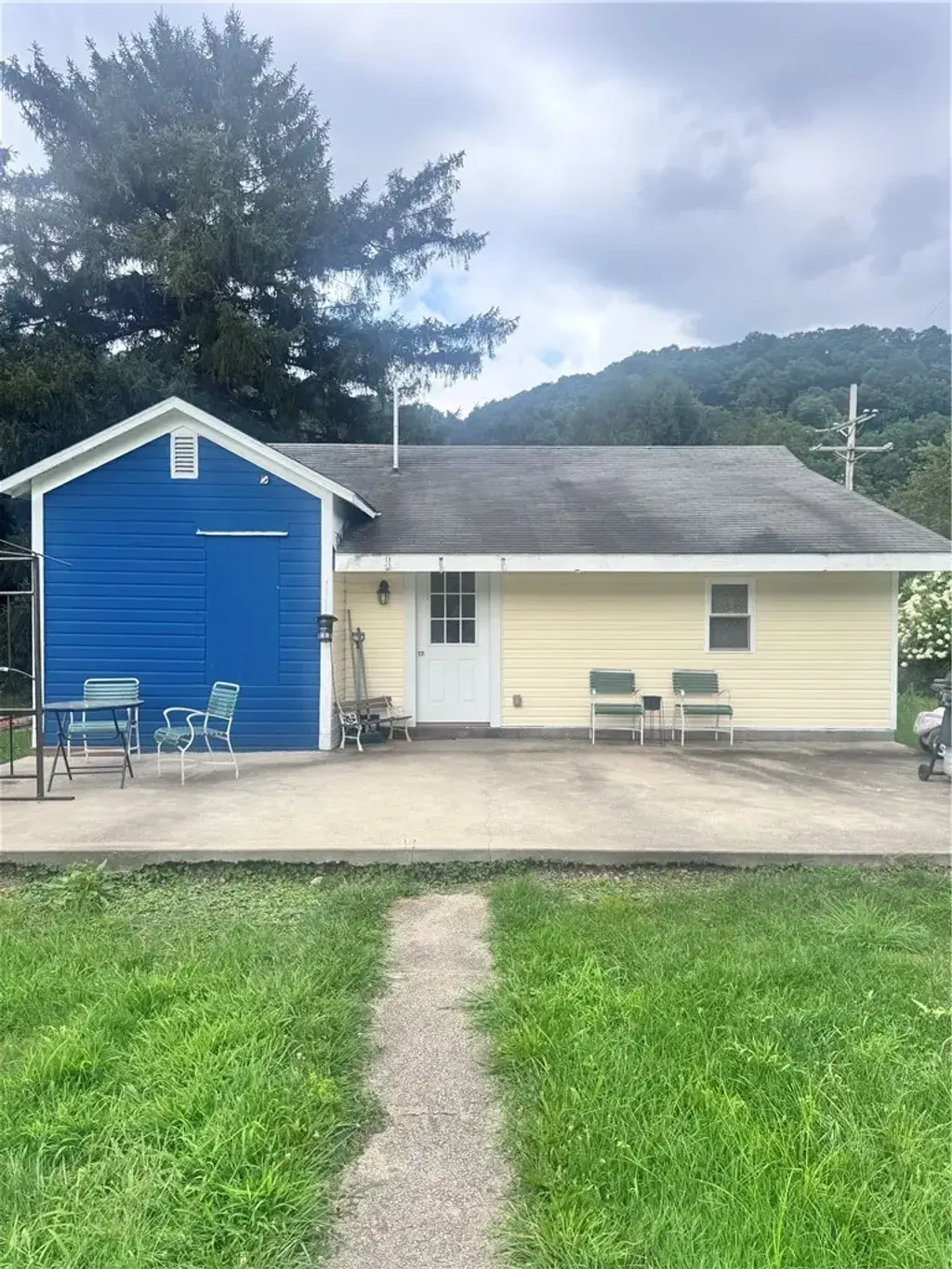 1685 Walnut Bend Road , Oil City