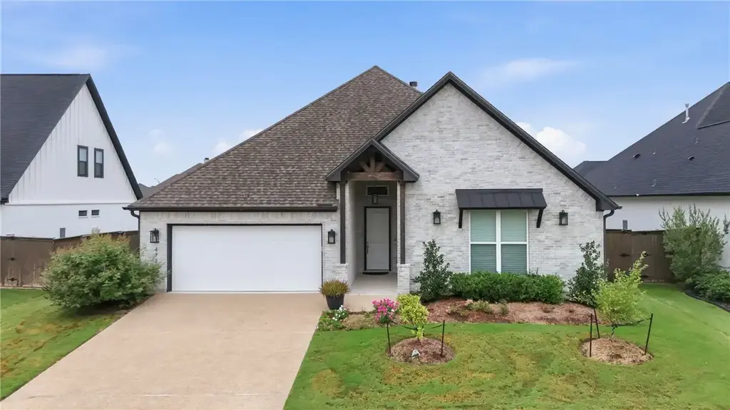 4725 Pearl River Court, College Station