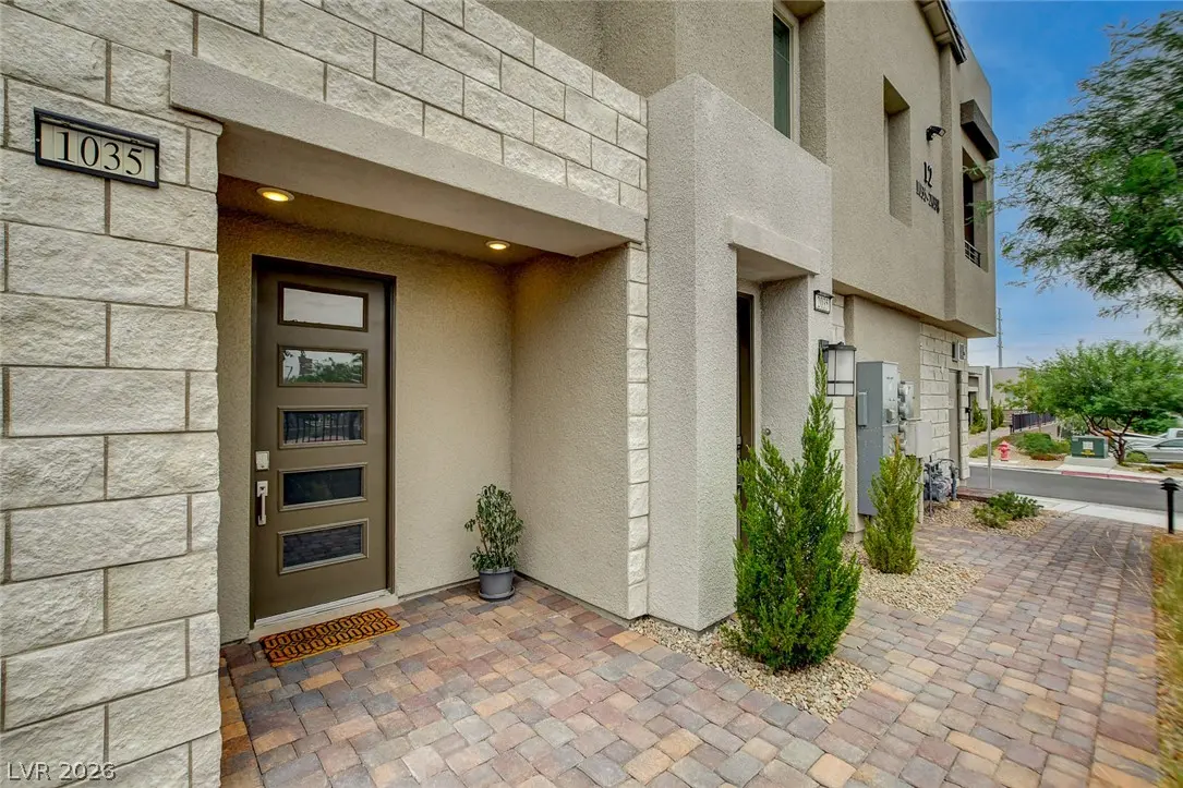 600 N Carriage Hill Drive 1035, Las Vegas