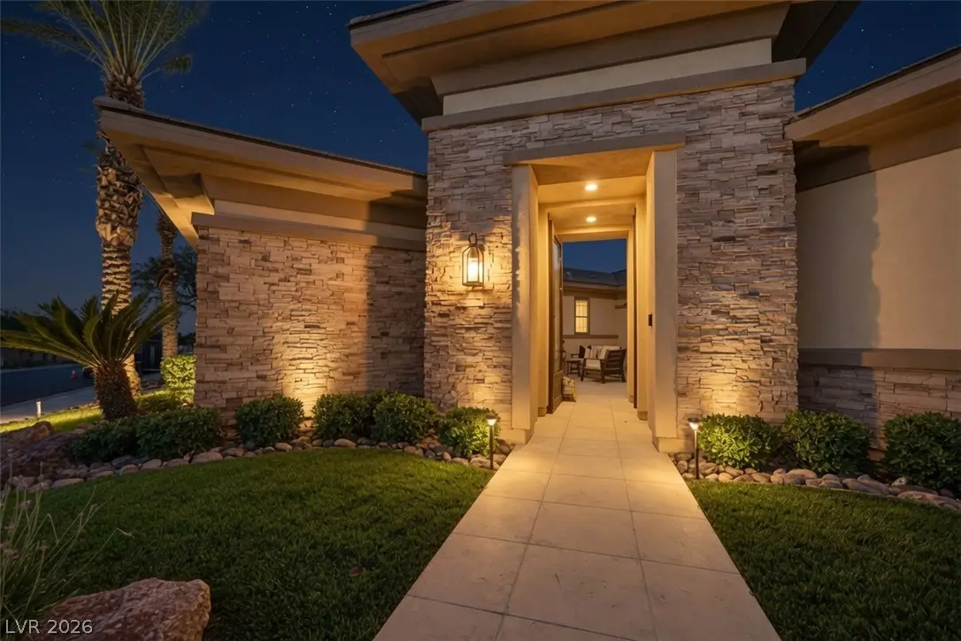 2707 Turtle Head Peak Drive, Las Vegas