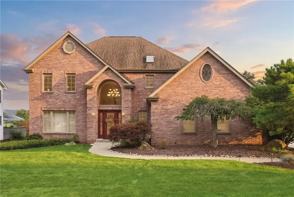 5012 Northfield Drive, Adams