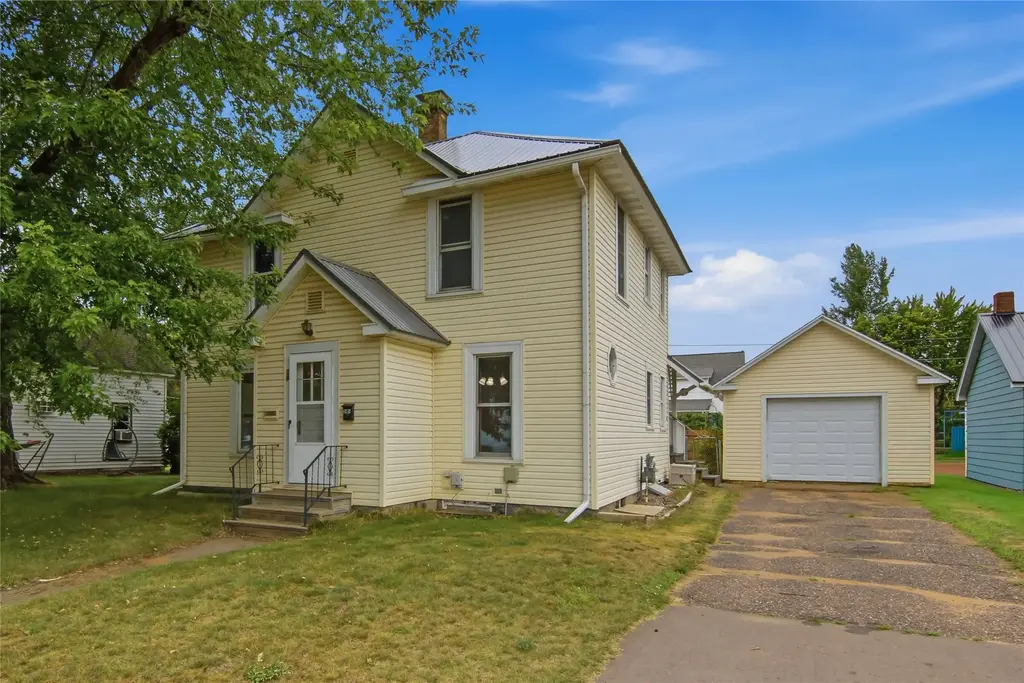 34 Cliff Street 1, Chippewa Falls