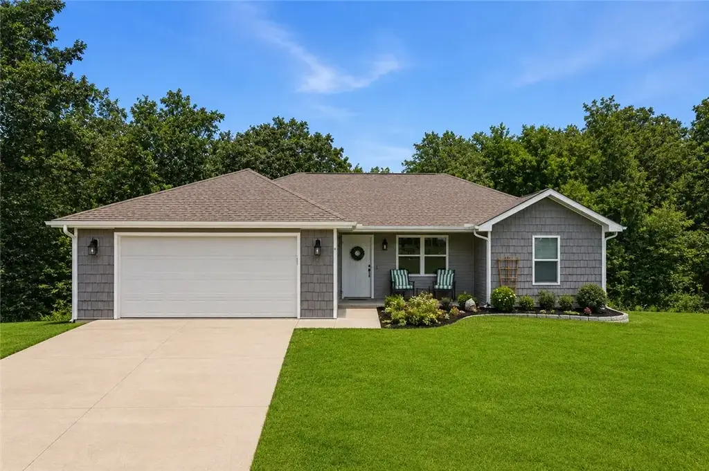 9 Hebrides Drive, Bella Vista