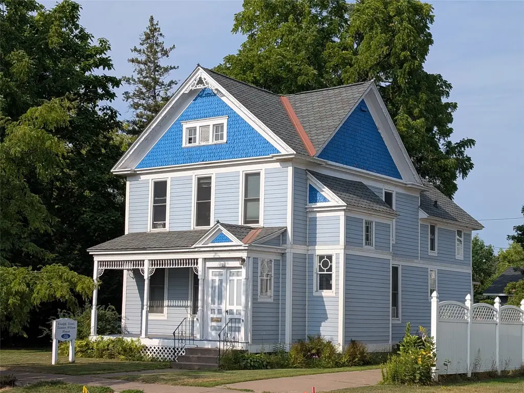 26 N Wilson Avenue, Rice Lake