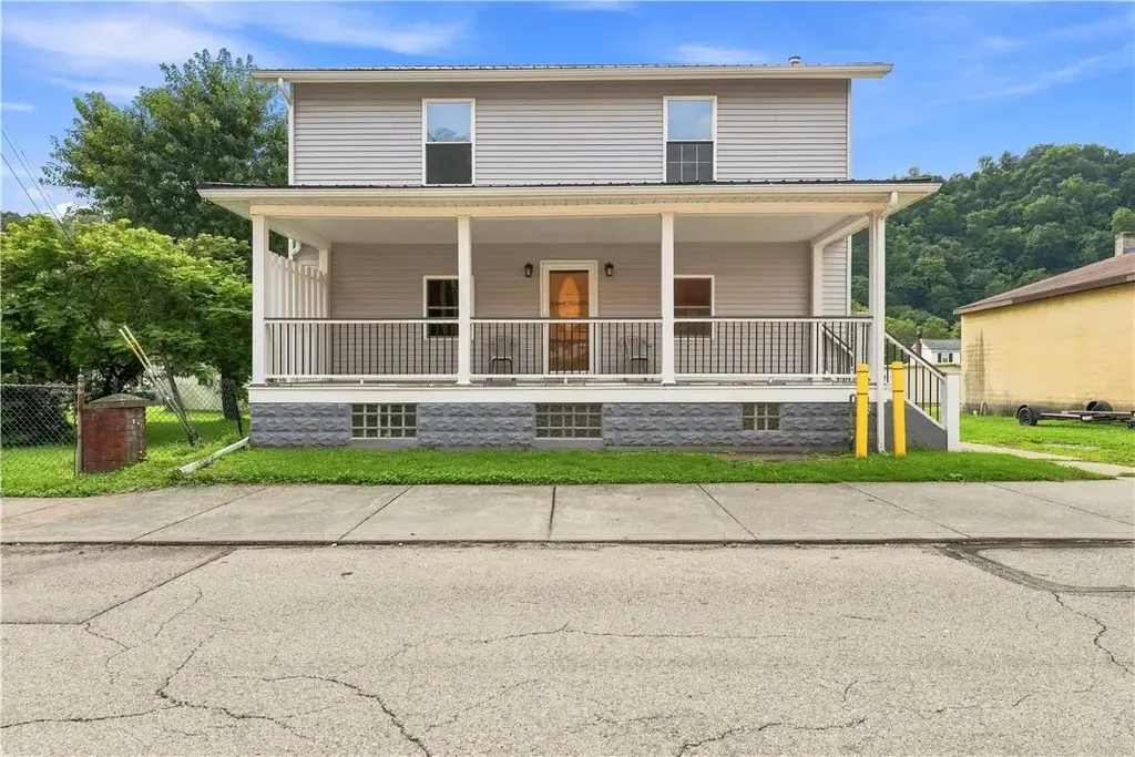 434 2nd, Sutersville