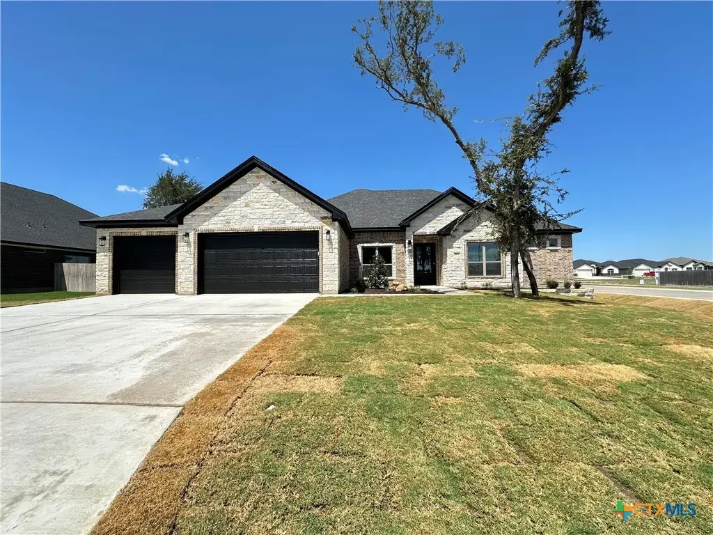 800 Eagle Heights Drive, Salado
