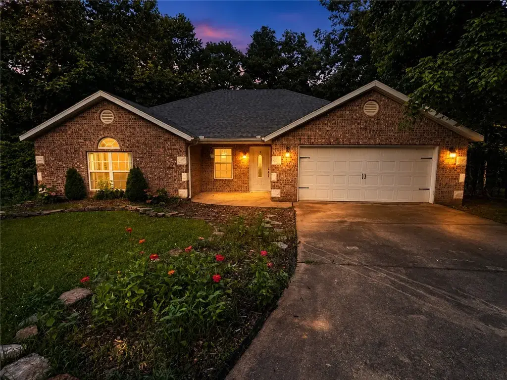 6 Hart Lane, Bella Vista