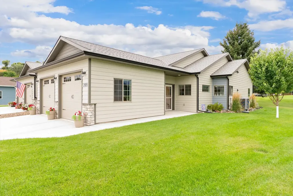 209 Palmer Drive, Kalispell