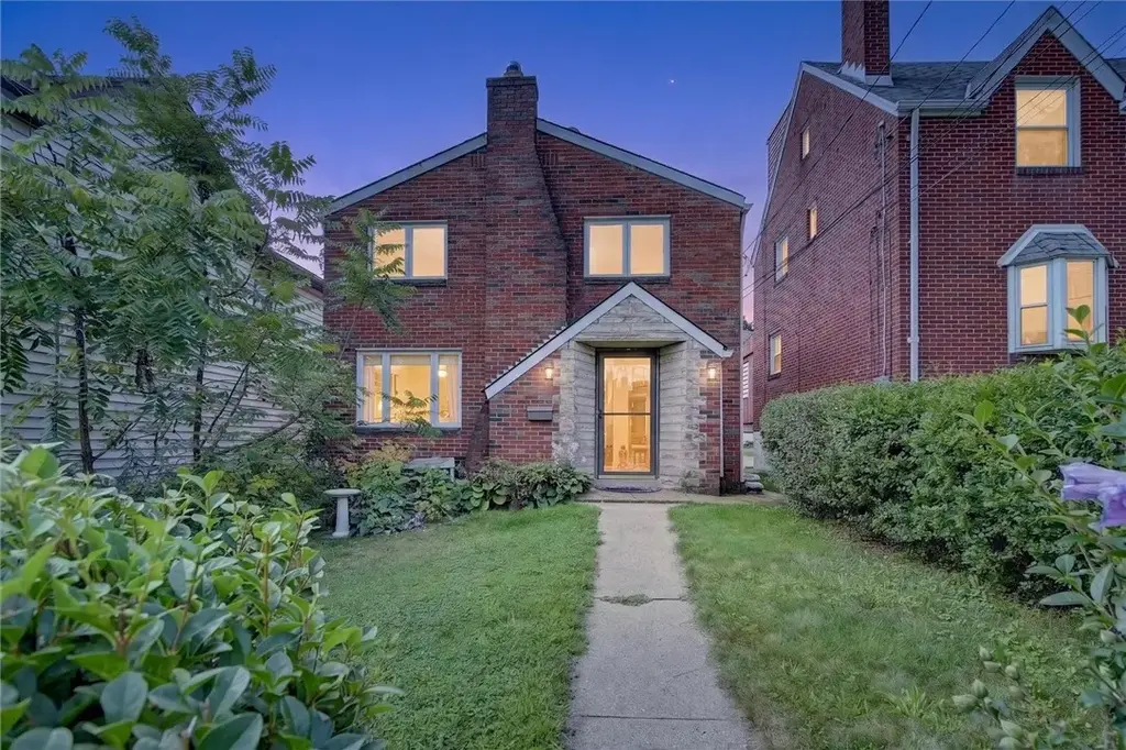 346 Mayville Avenue , Brookline