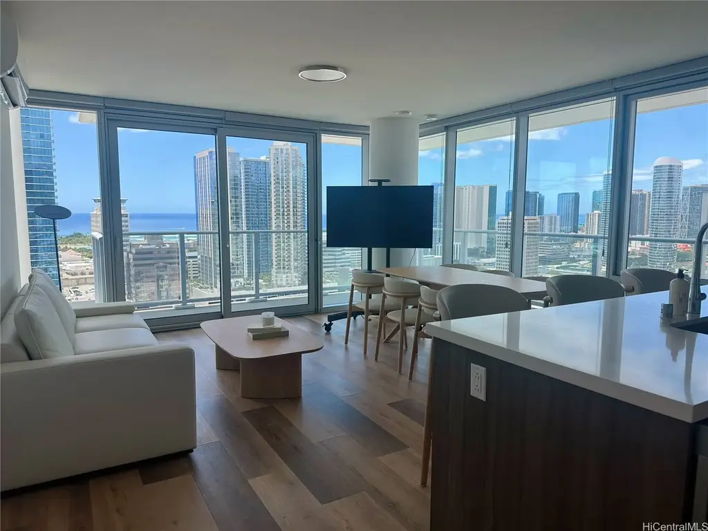 1500 Rycroft Street # 2818r, Honolulu