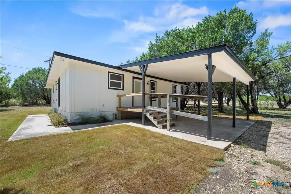 12795 Fm 2484, Salado