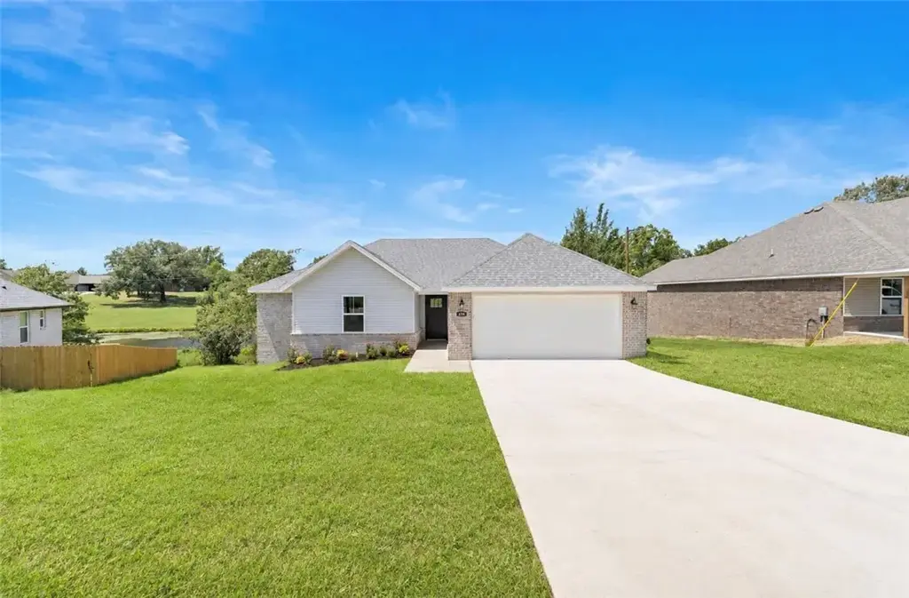 238 Lavona Lane, Huntsville