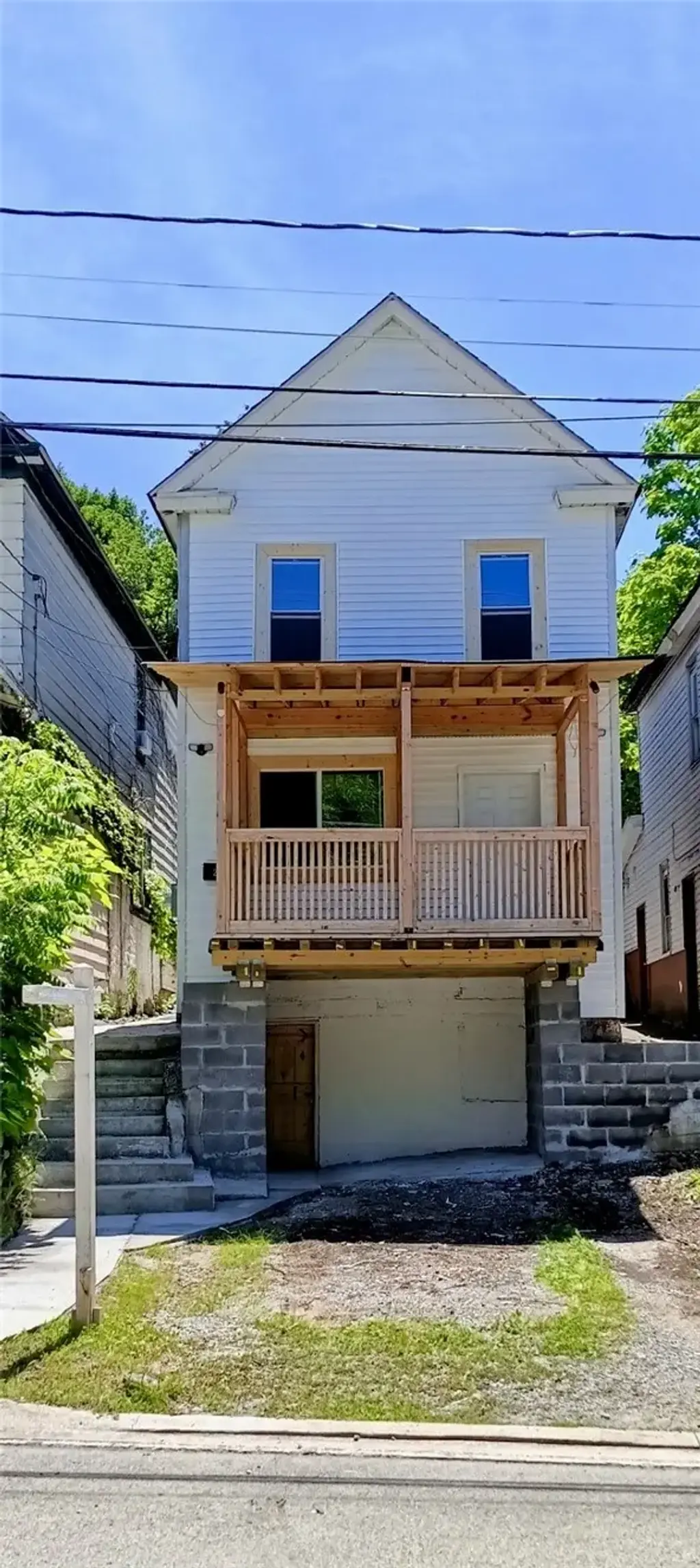 210 4th Street, Jeannette