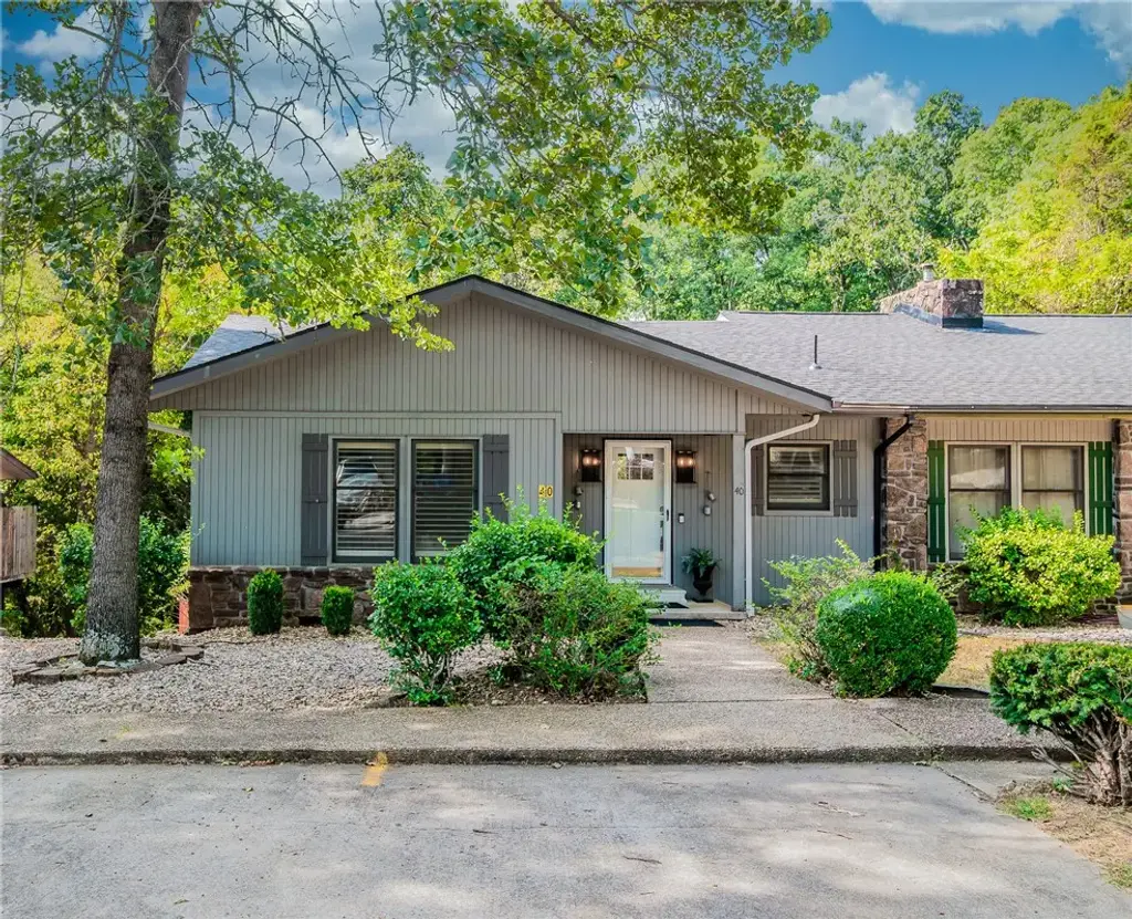 40 Abingdon Lane, Bella Vista