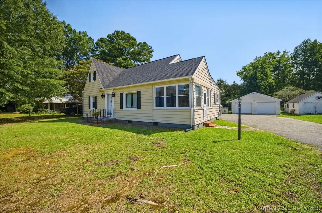 10661 Buckley Hall Road, Mathews