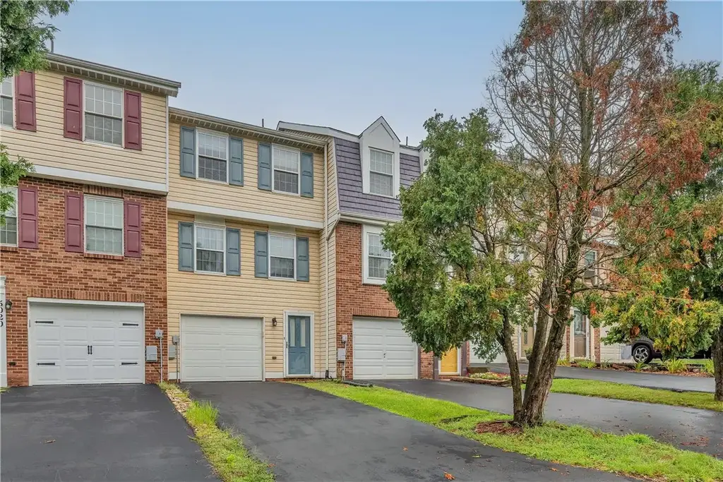 5018 Hamilton Drive , Hopewell