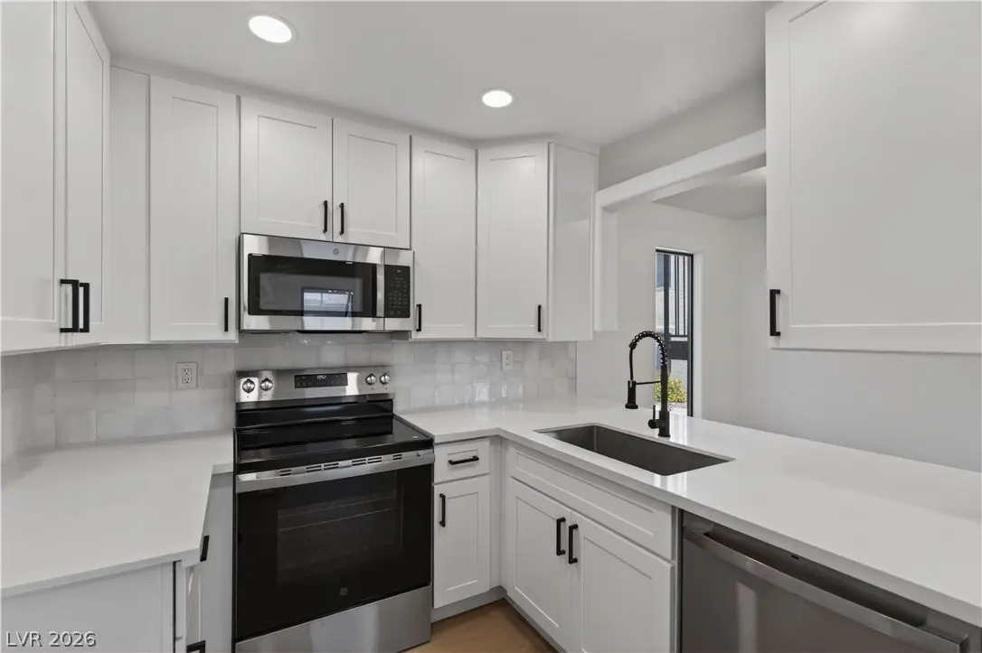 601 Cabrillo Circle 859, Henderson