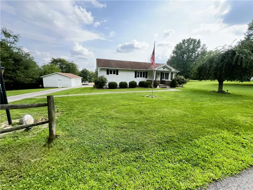 446 Fairgreen Avenue , Neshannock