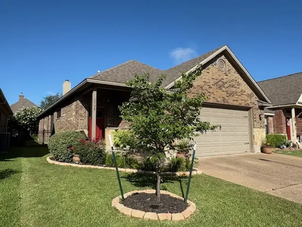 1724 Parkland Drive, College Station