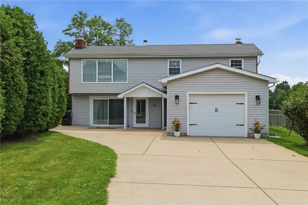 1801 Book Avenue , Patterson
