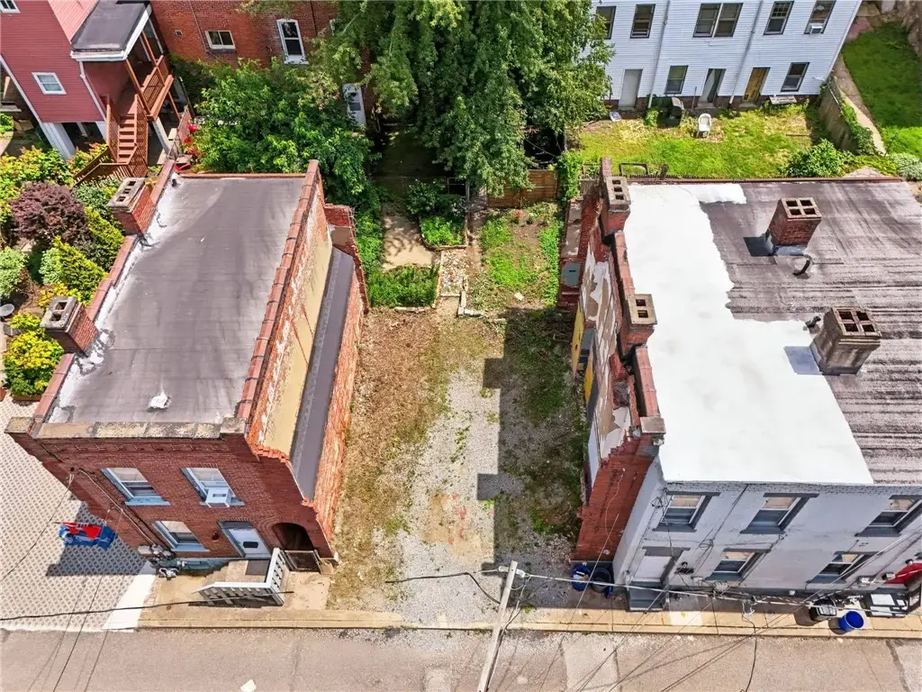 5130-5132 Dresden Way, Lawrenceville
