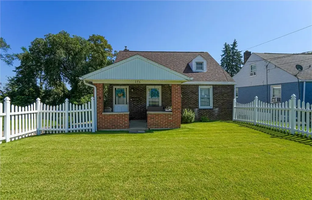 156 Central Avenue , N Versailles