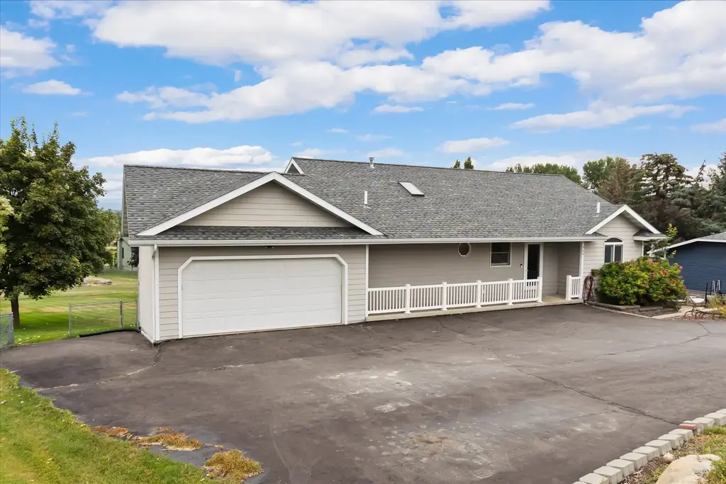 369 Yodelin Ridge Road, Kalispell