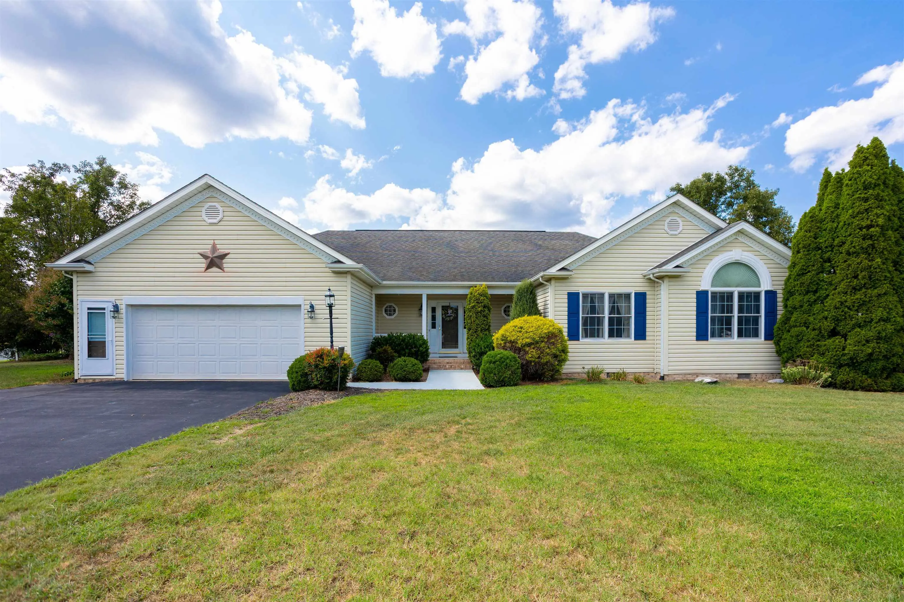 10 Molly Ct, Fishersville