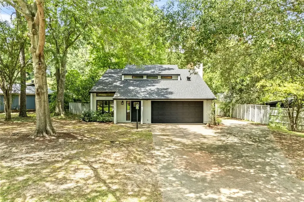 1160 Eagle Cir, Auburn
