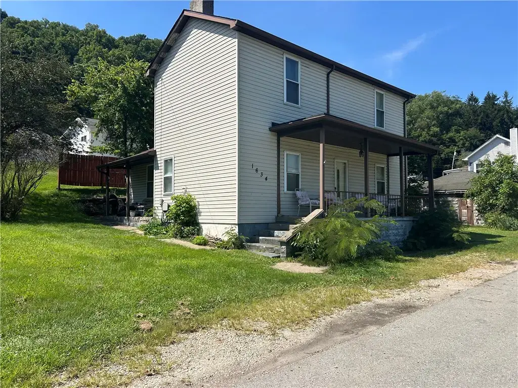 1634 Sahara, Elizabeth Twp/Boro