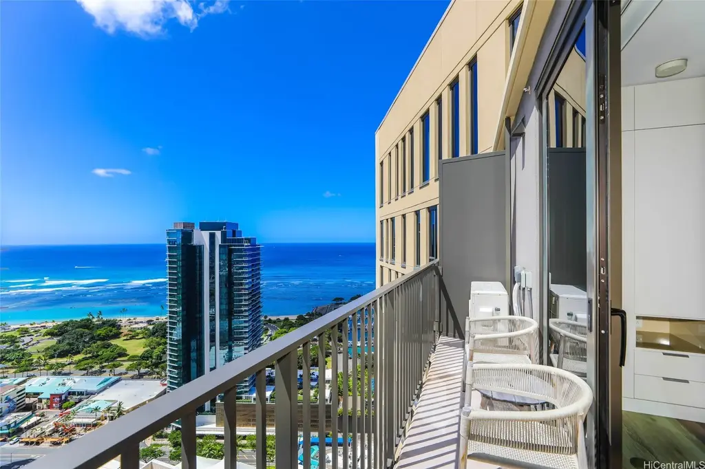 987 Queen Street # 4106, Honolulu