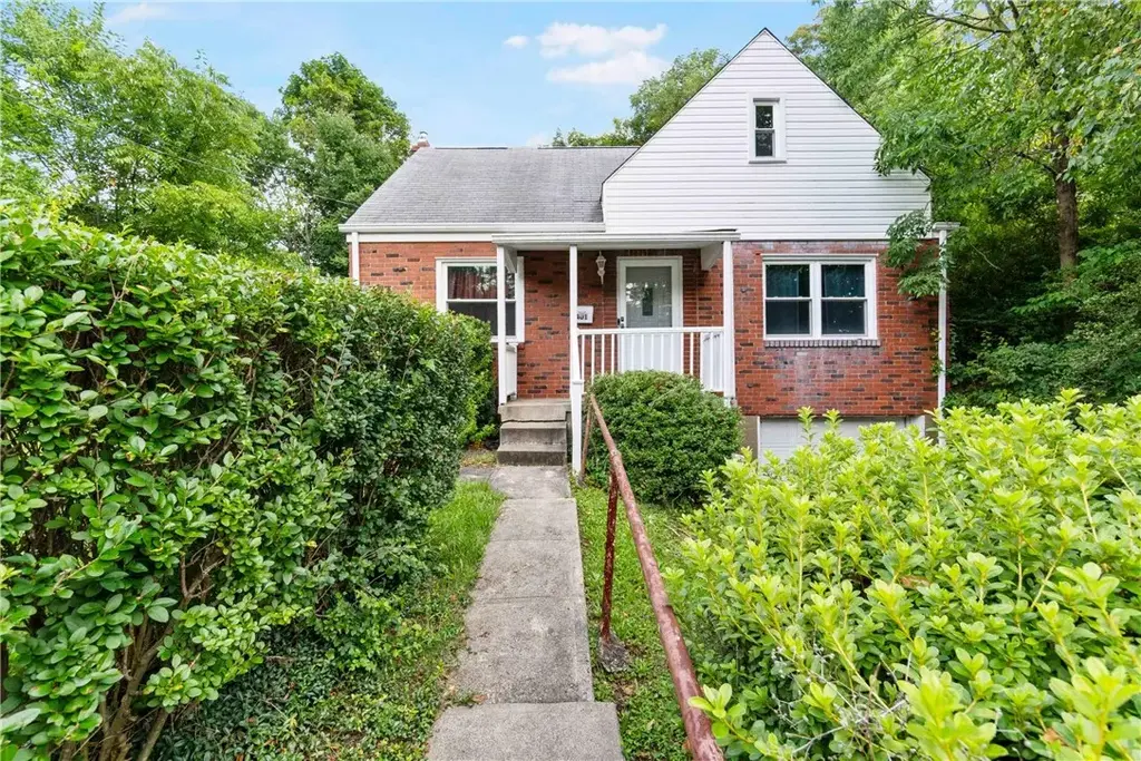401 Parkridge Drive , Penn Hills