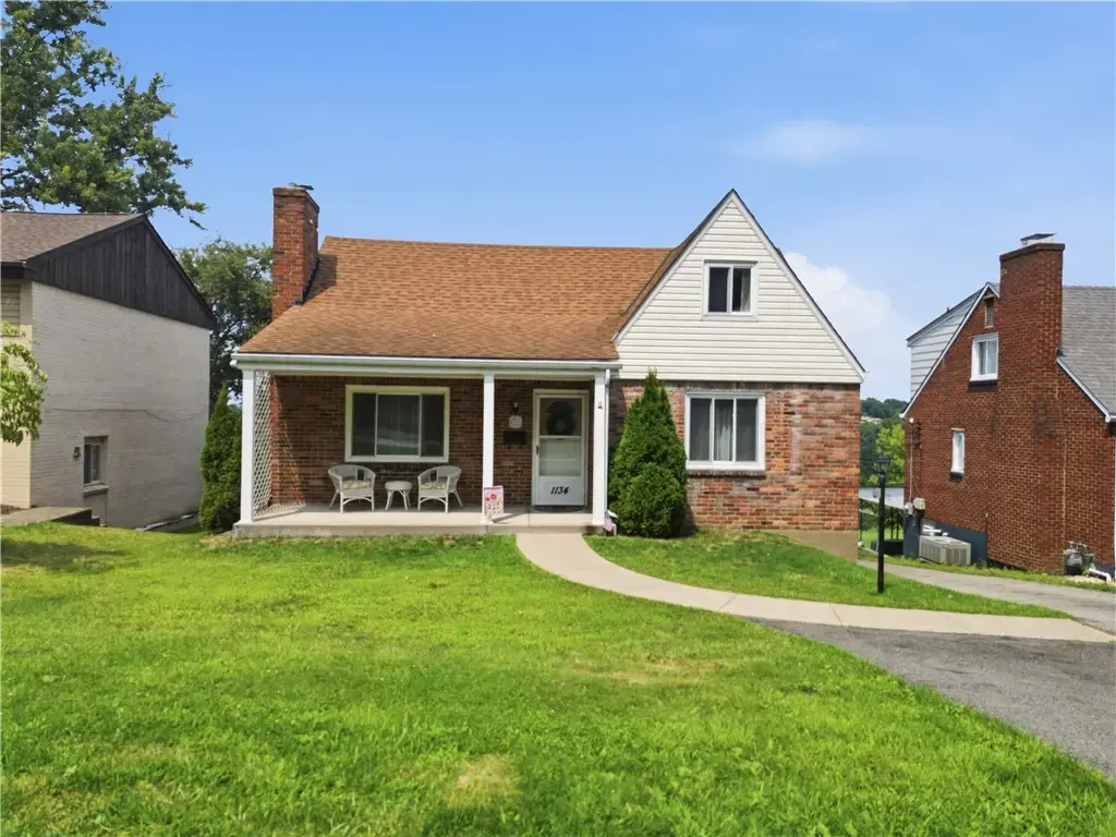 1134 Cardinal Drive , Scott