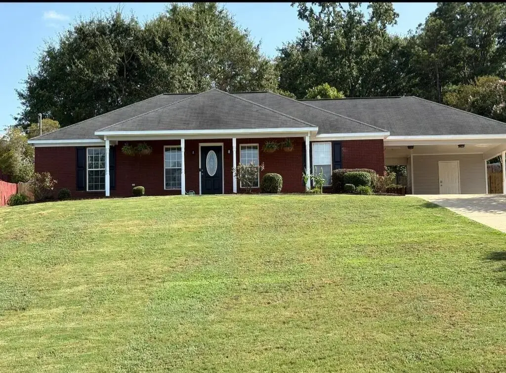 54 Lee Road 2108, Phenix City