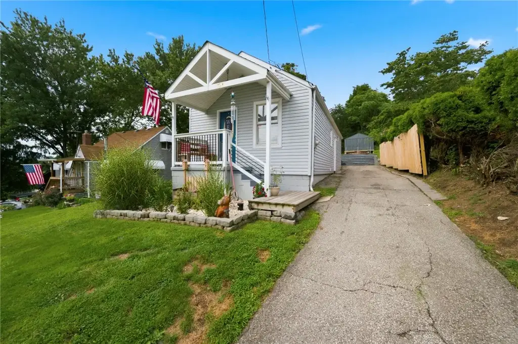 1107 Elk Avenue , Parks