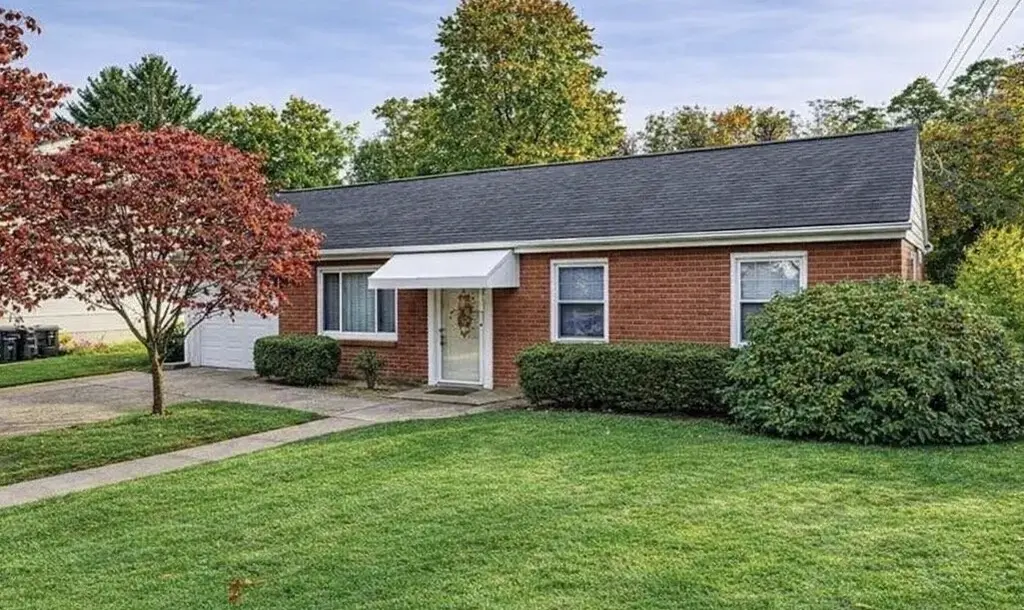 110 Sunset Drive , Monroeville