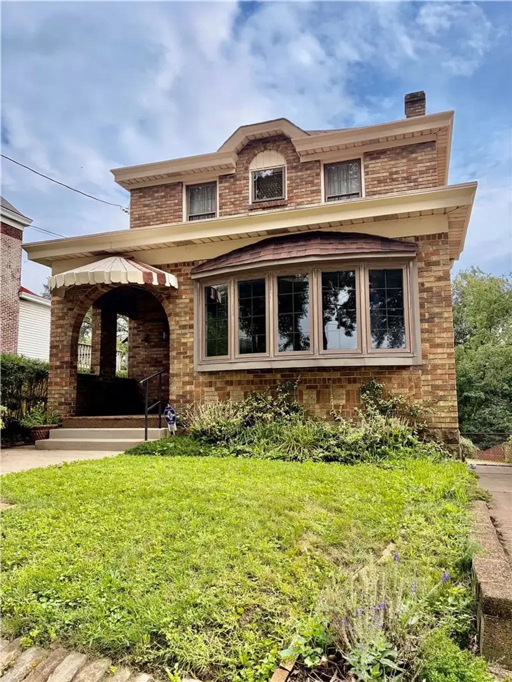 667 Margaret Street , Mt Oliver