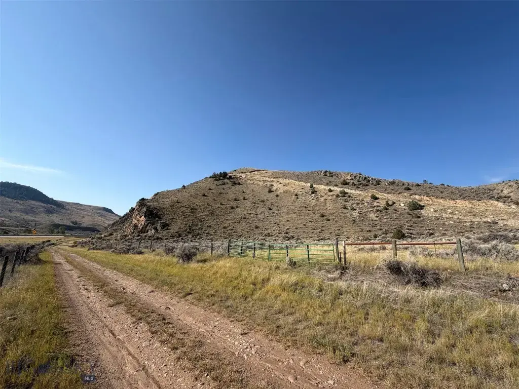 Tbd Pipe Organ Road, Dillon