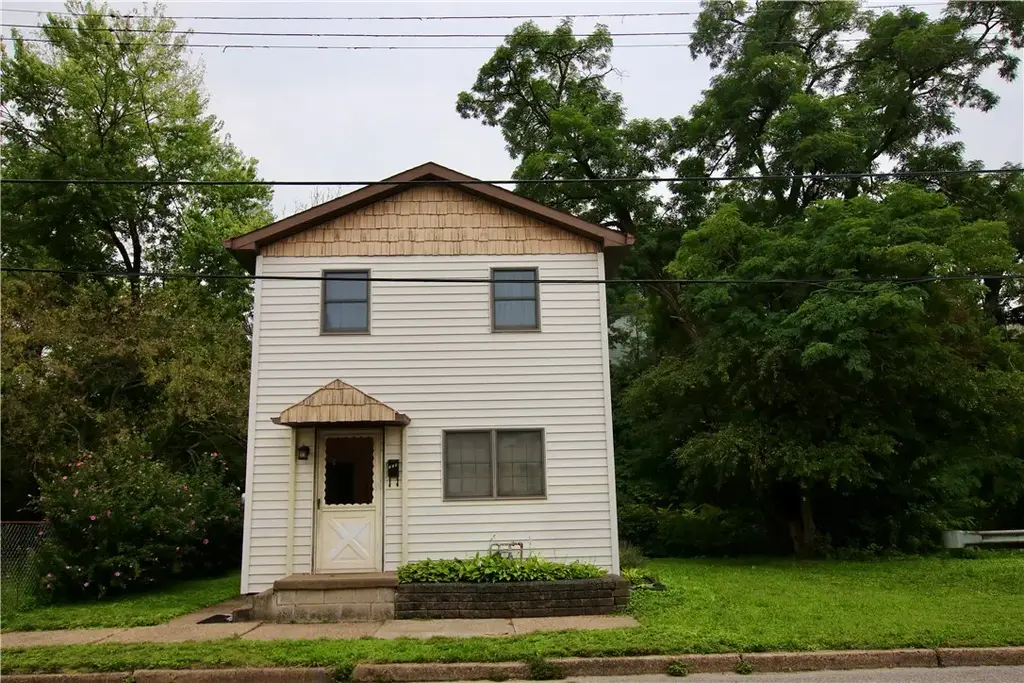 319 1st Avenue , Carnegie