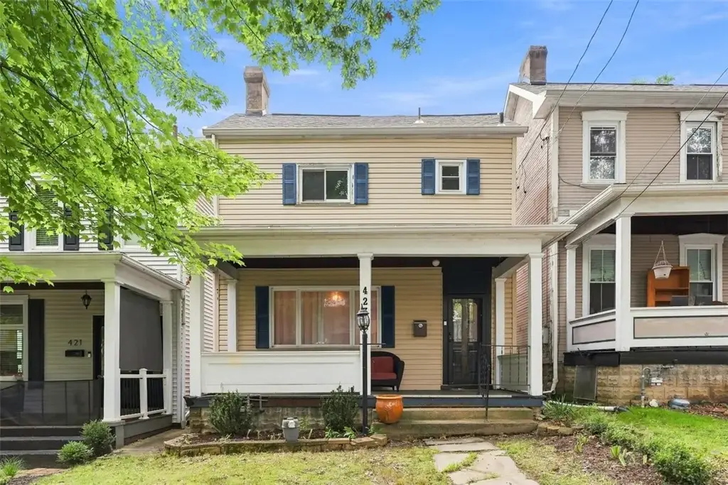 423 5th Street , Oakmont
