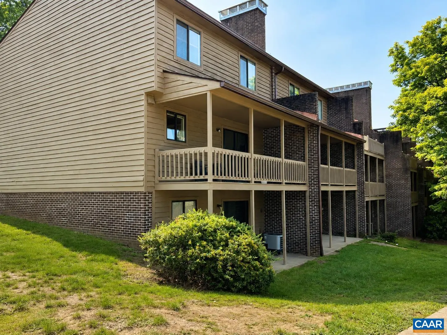 110 Harvest Dr, Charlottesville