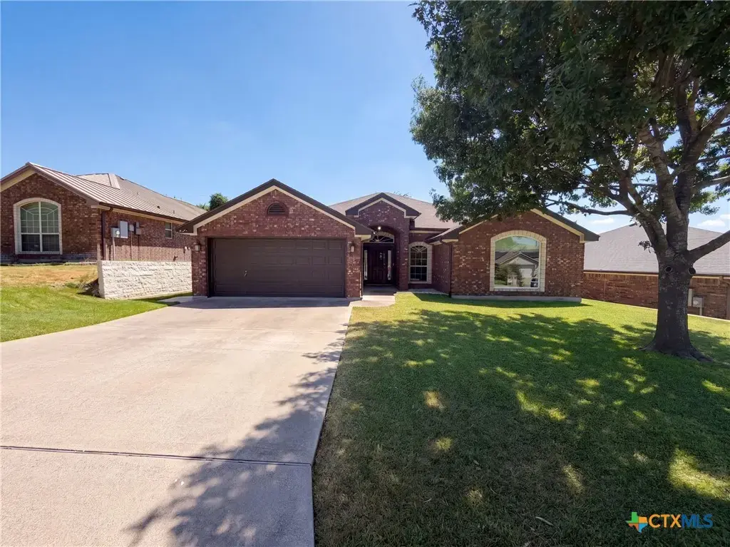 5415 Foxhill Road, Temple