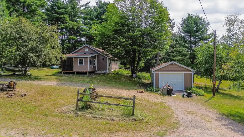 11776 N Lower Twin Lake Road, Hayward